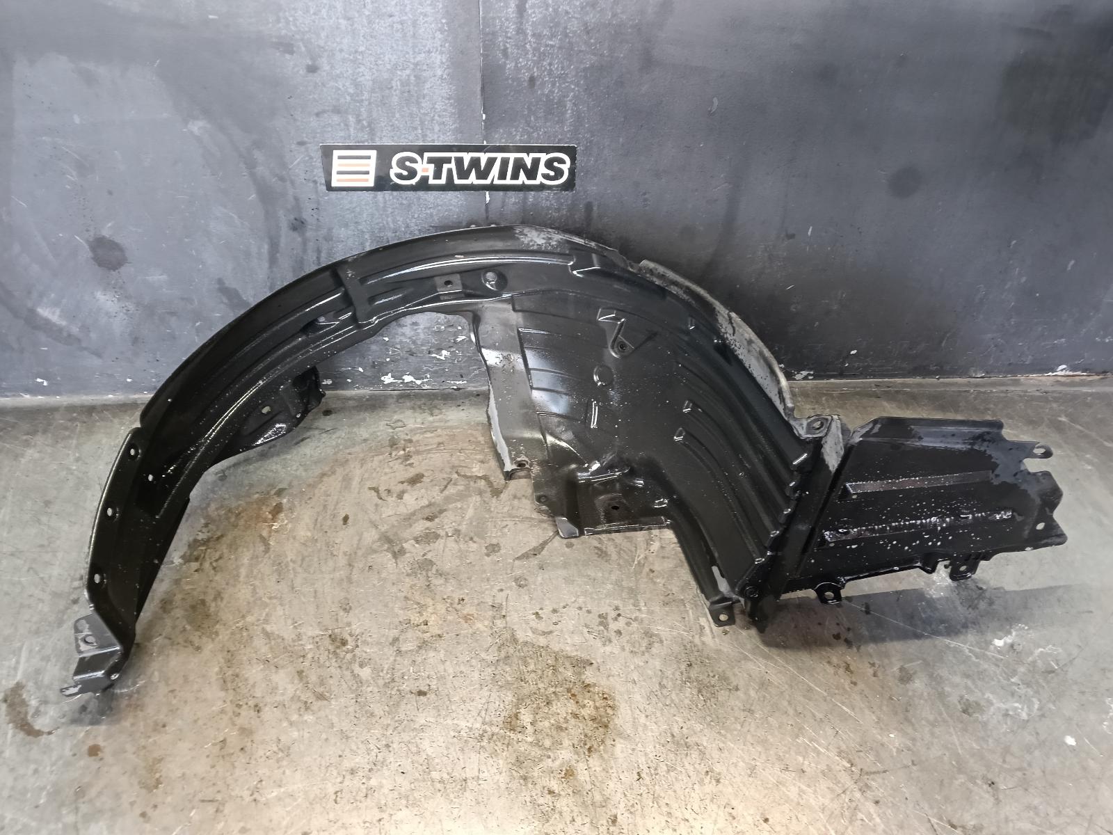 View Auto part Right Guard Liner Subaru Impreza 2018