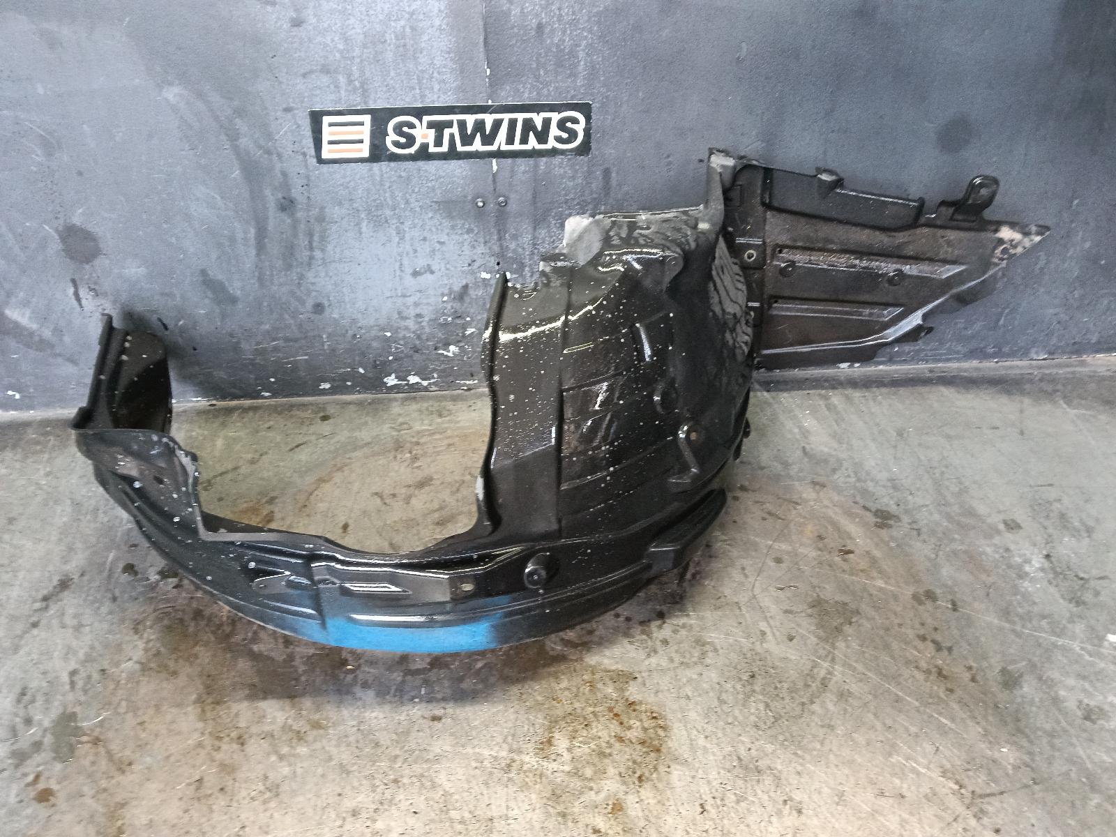 View Auto part Right Guard Liner Subaru Impreza 2018