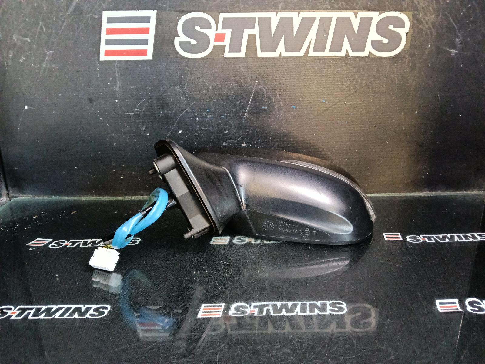 View Auto part Left Door Mirror Subaru Impreza 2018