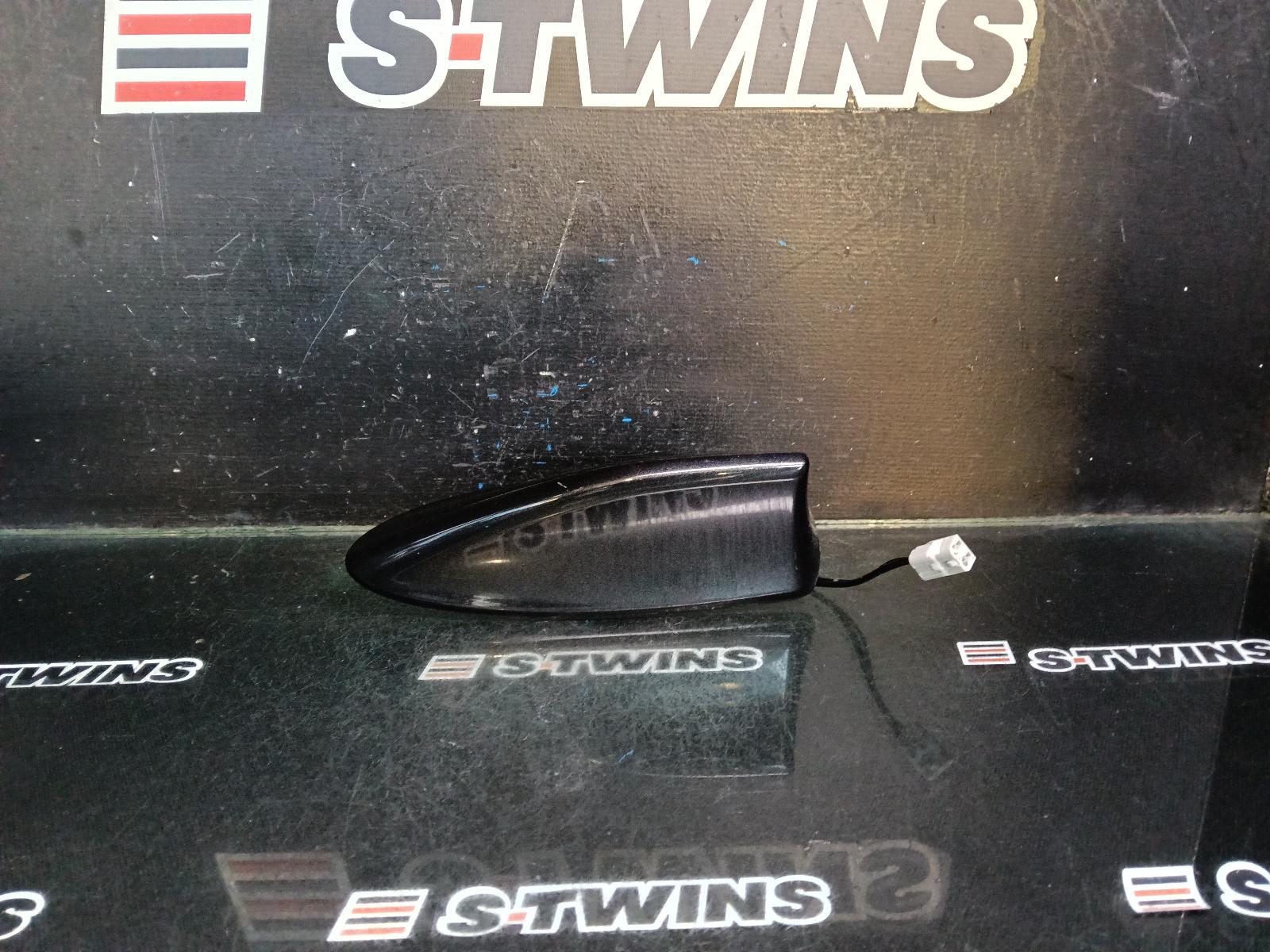 View Auto part Antenna Subaru Impreza 2018