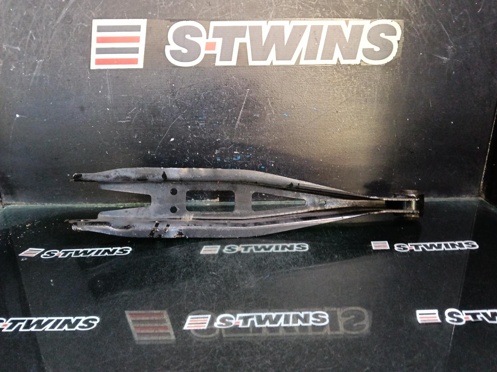 View Auto part Left Rear Trailing Arm Subaru Impreza 2018