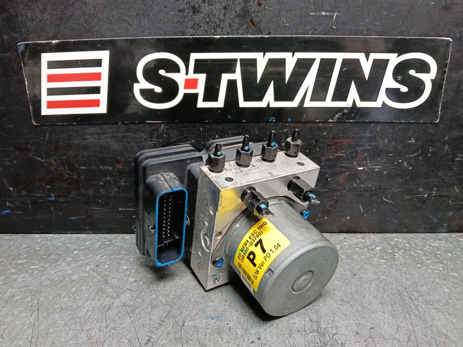 View Auto part Abs Pump/Modulator Hyundai I30 2019