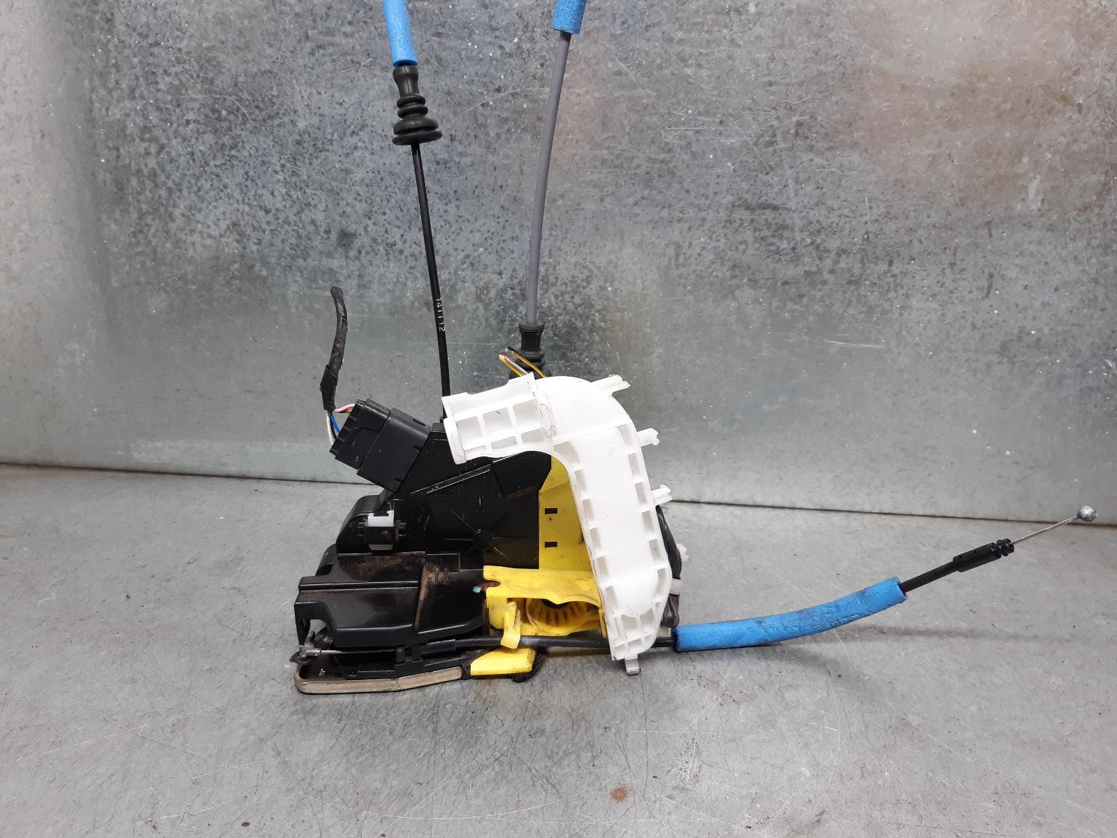 2015 Hyundai Sonata Door/Boot/Gate Lock View Auto part Door/Boot/Gate Lock Hyundai Sonata 2015