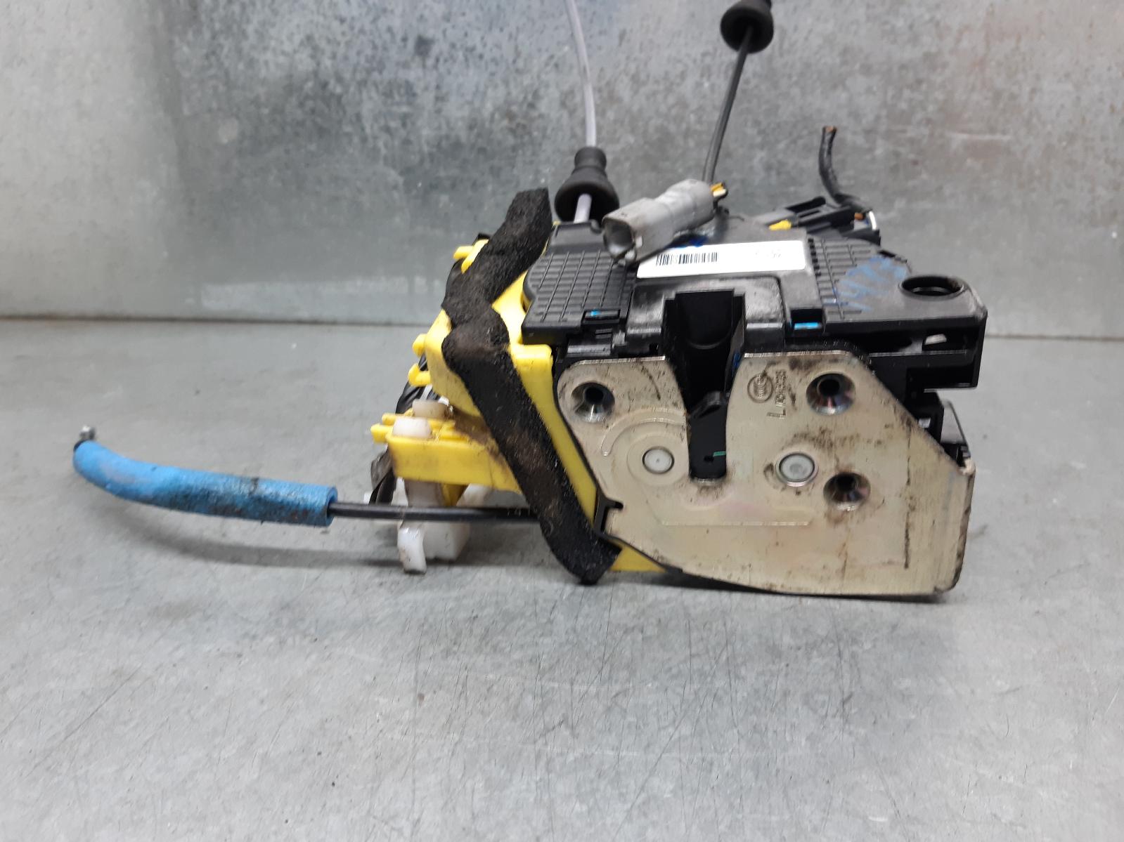 2015 Hyundai Sonata Door/Boot/Gate Lock View Auto part Door/Boot/Gate Lock Hyundai Sonata 2015