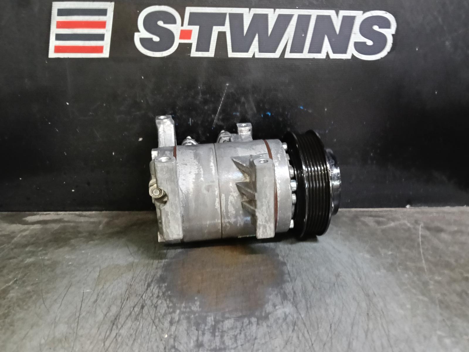 2015 Jeep Grandcherokee A/C Compressor View Auto part A/C Compressor Jeep Grandcherokee 2015