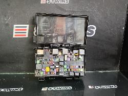 View Auto part Fuse Box Jeep Grandcherokee 2015
