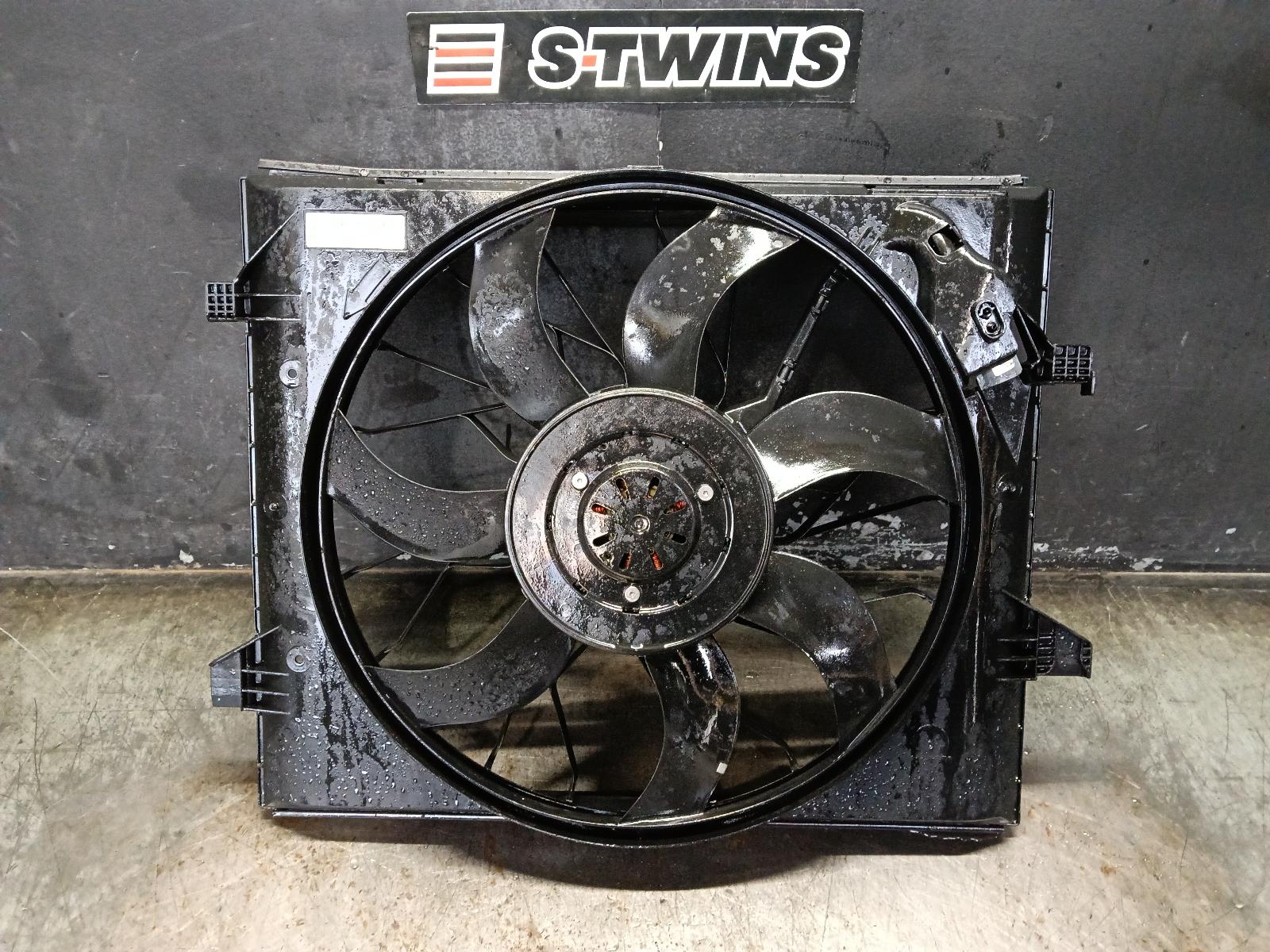 2015 Jeep Grandcherokee Fan View Auto part Fan Jeep Grandcherokee 2015