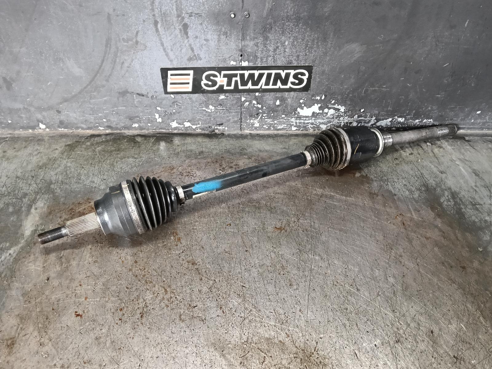 View Auto part Right Driveshaft Jeep Grandcherokee 2015