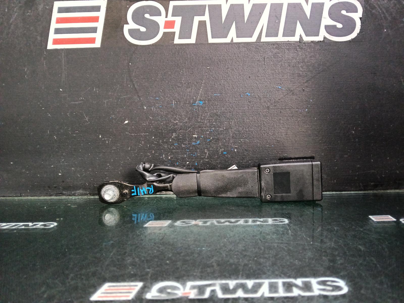 View Auto part Seatbelt/Stalk Jeep Grandcherokee 2015