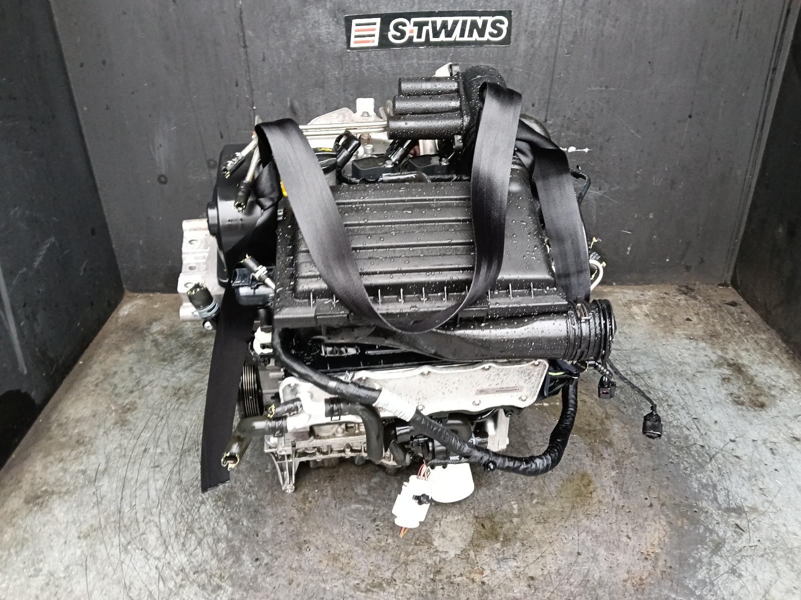 View Auto part Engine Volkswagen Golf 2019
