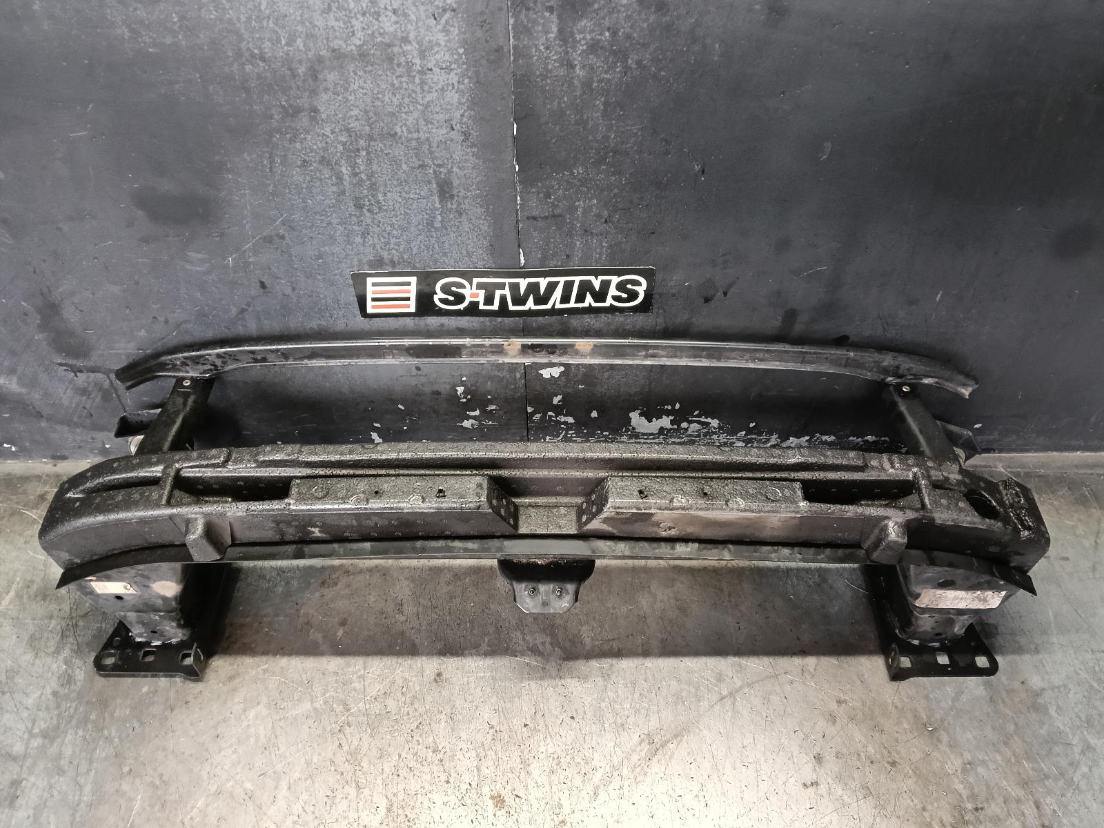 View Auto part F/Bar Reinforc/Brack Volkswagen Golf 2019