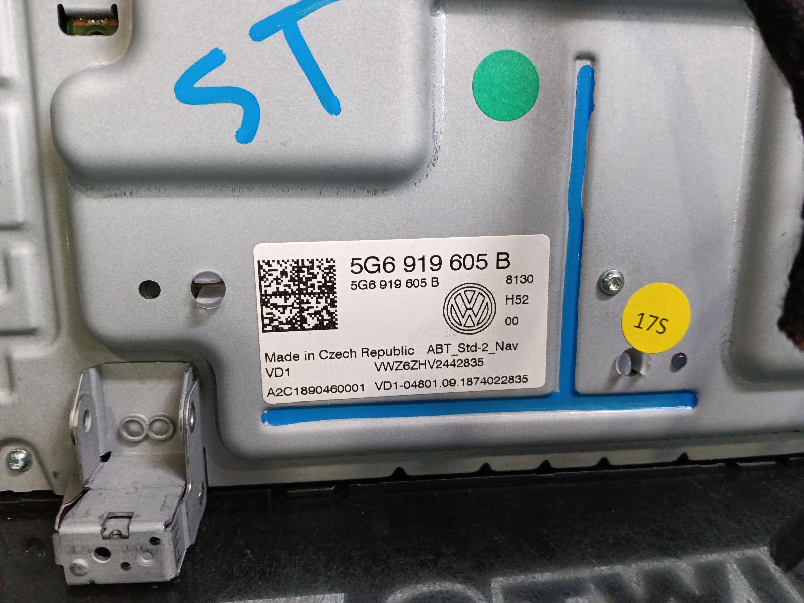 2019 Volkswagen Golf Radio/Cd/Dvd/Sat/Tv View Auto part Radio/Cd/Dvd/Sat/Tv Volkswagen Golf 2019