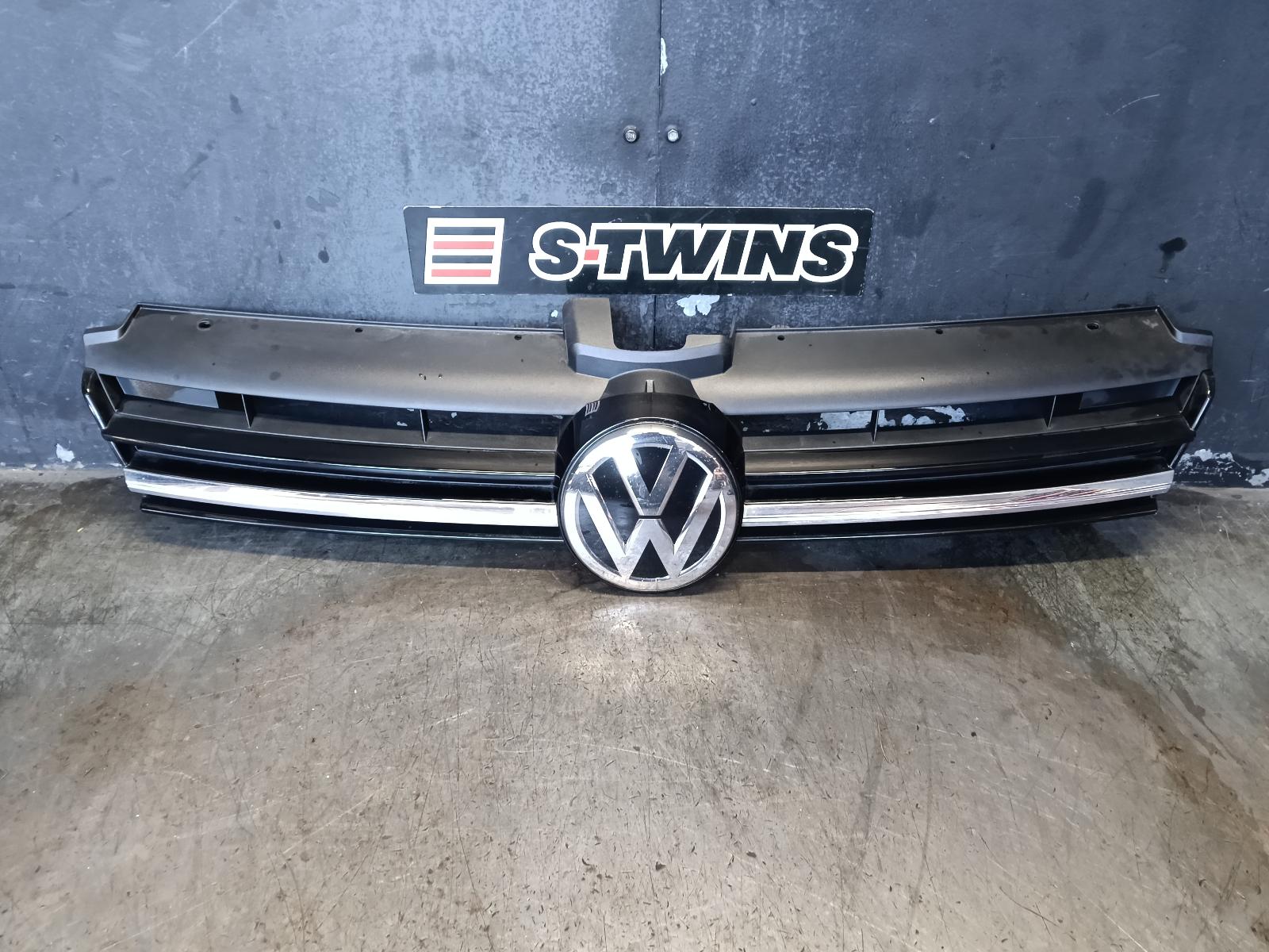 View Auto part Grille Volkswagen Golf 2019