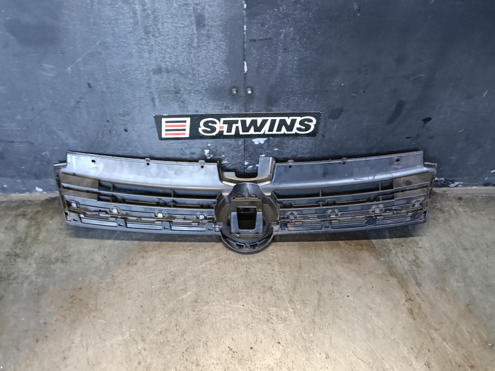 View Auto part Grille Volkswagen Golf 2019