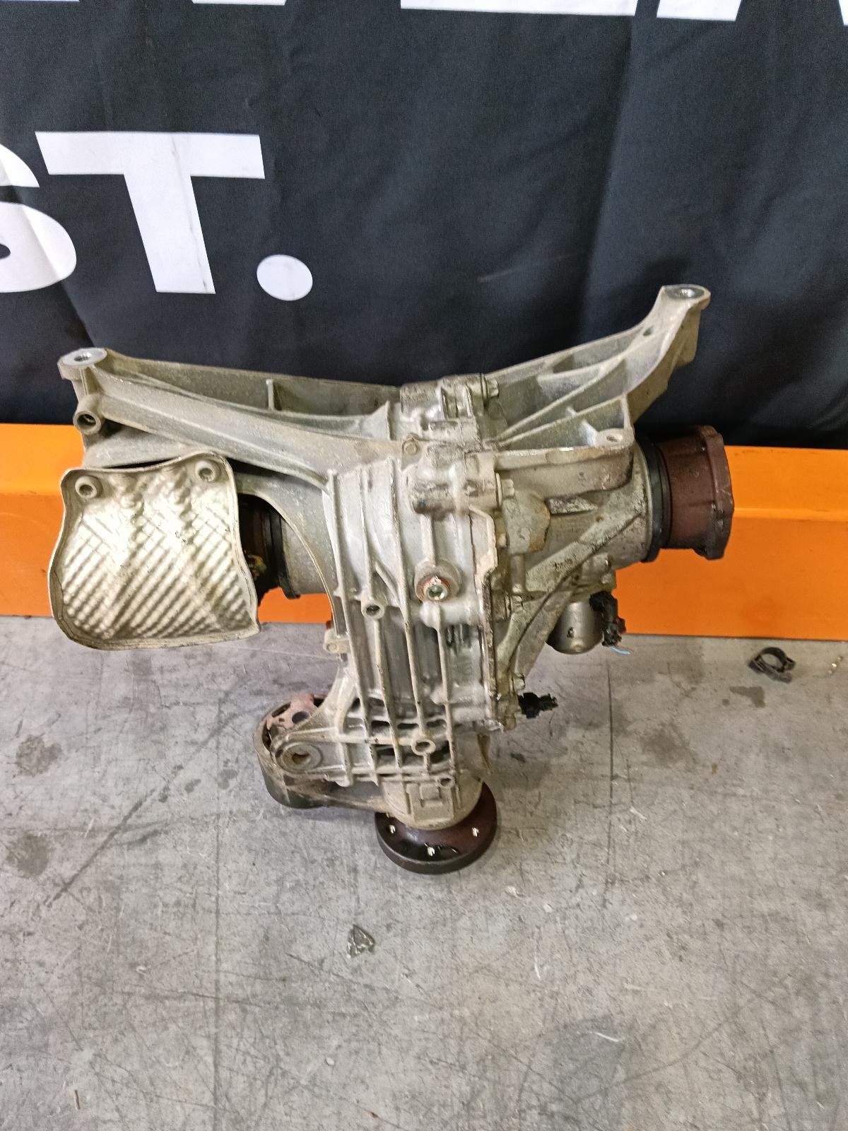 View Auto part Differential Centre Audi Q5 2019