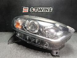 View Auto part Right Headlamp Renault Captur 2015