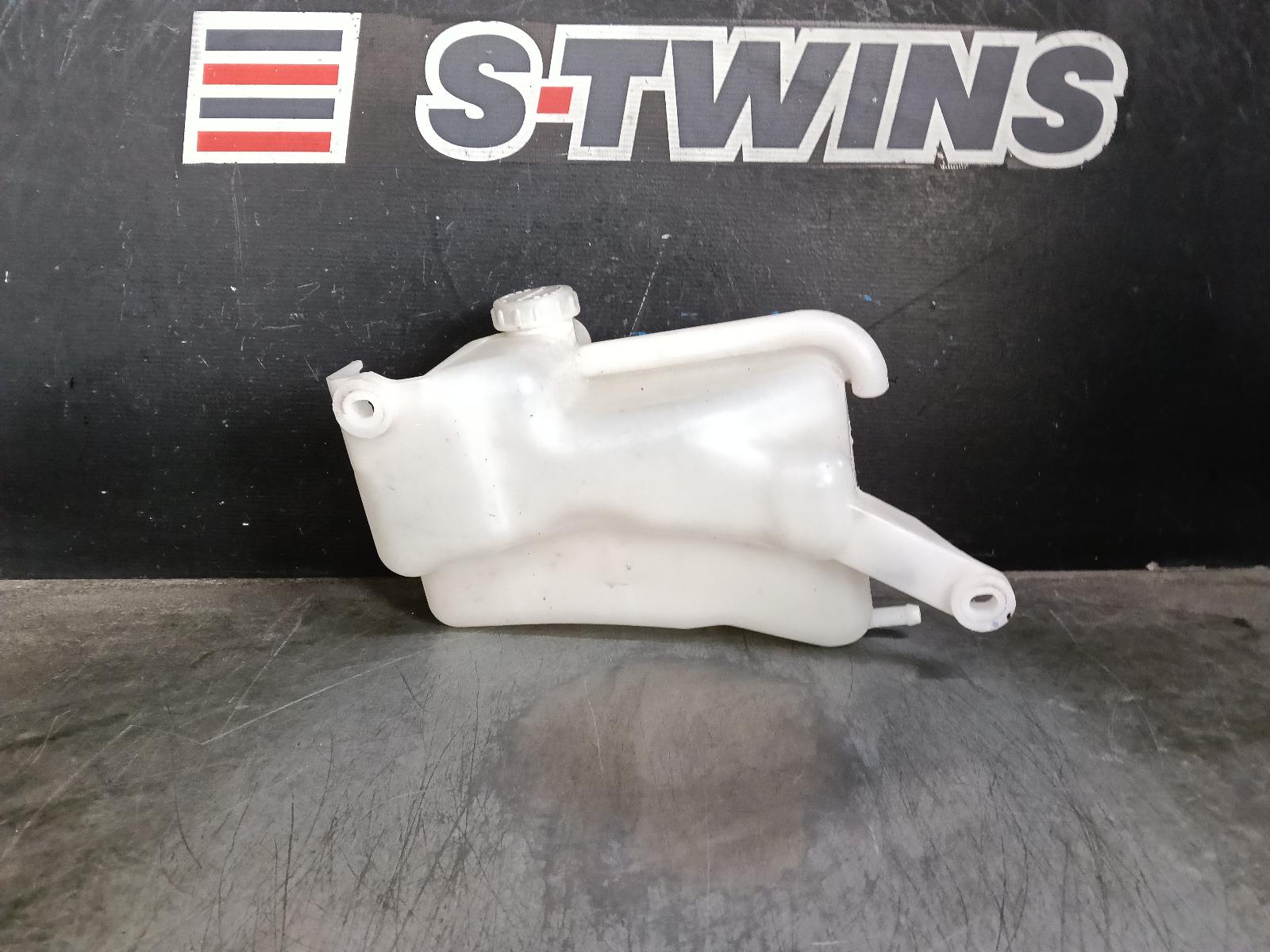 2017 Mitsubishi Triton Overflow Bottle View Auto part Overflow Bottle Mitsubishi Triton 2017