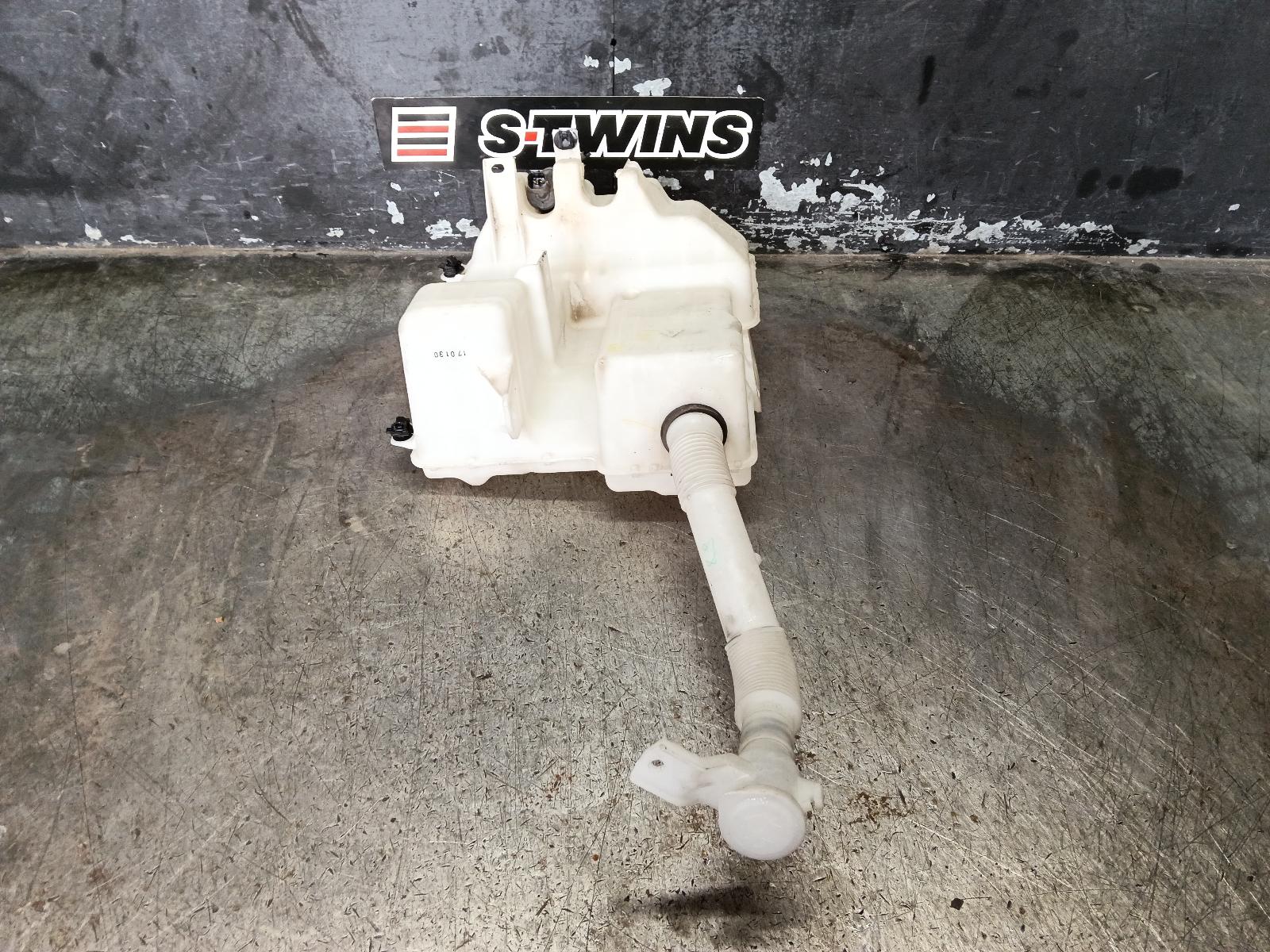 2017 Mitsubishi Triton Washer Bottle View Auto part Washer Bottle Mitsubishi Triton 2017