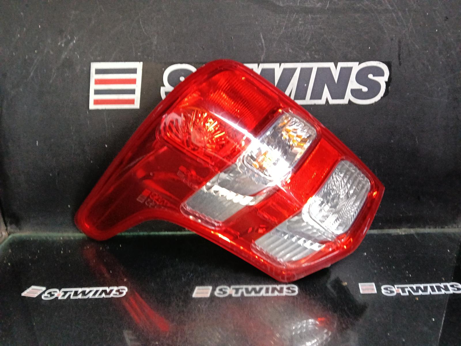 View Auto part Left Taillight Mitsubishi Triton 2017