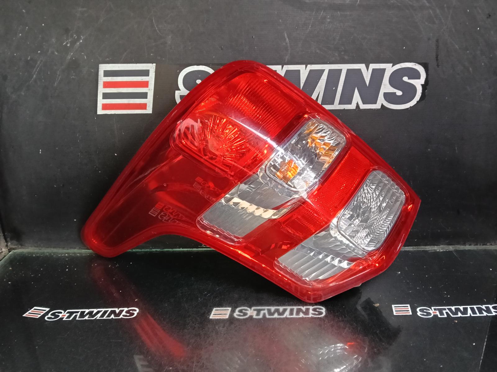 View Auto part Left Taillight Mitsubishi Triton 2017
