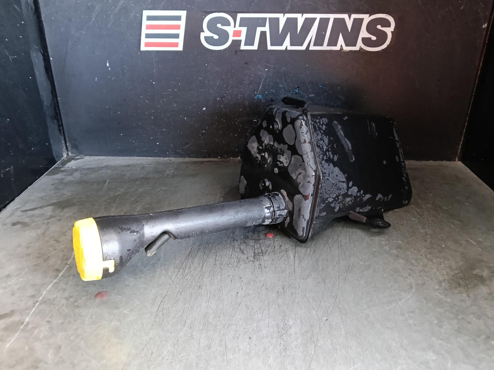 View Auto part Overflow Bottle Holden Commodore 2011