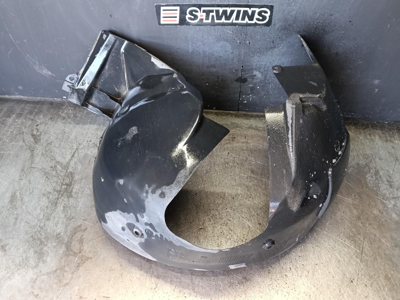 2011 Holden Commodore Right Guard Liner View Auto part Right Guard Liner Holden Commodore 2011