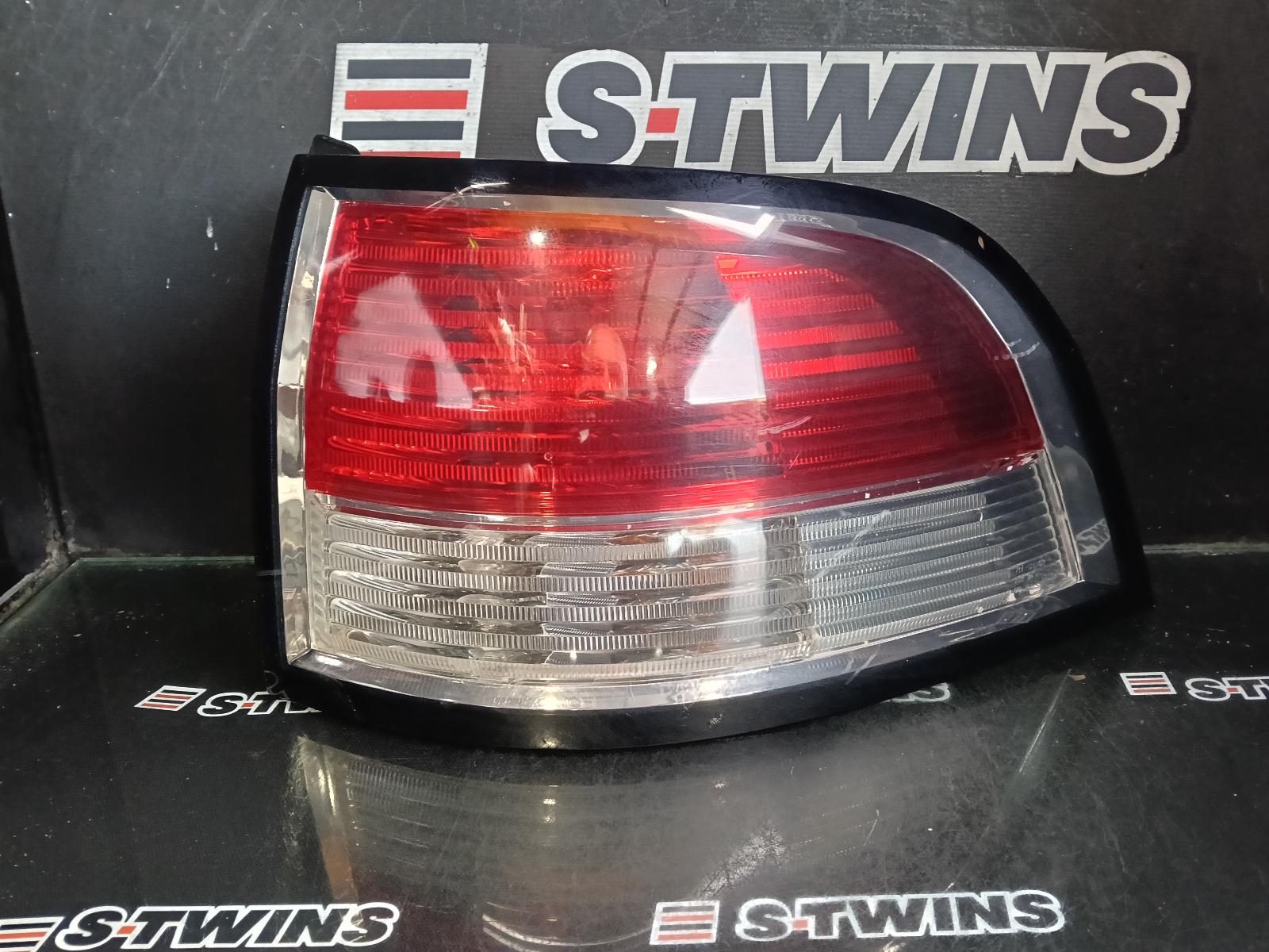 View Auto part Right Taillight Holden Commodore 2011