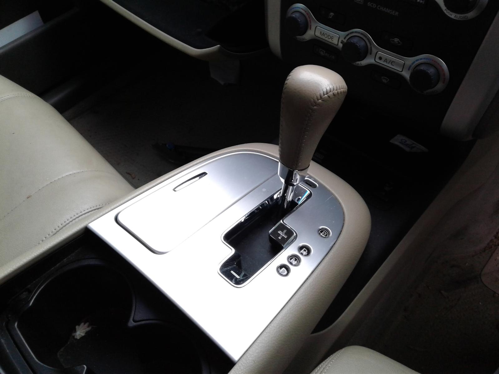 View Auto part Rear Garnish Nissan Murano 2009