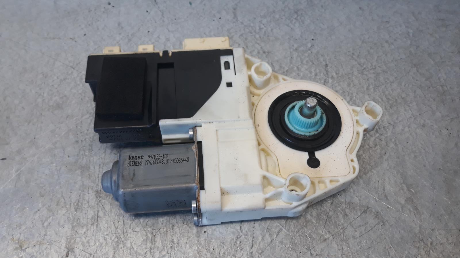 View Auto part Left Front Window Reg/Motor Citroen C4 2006