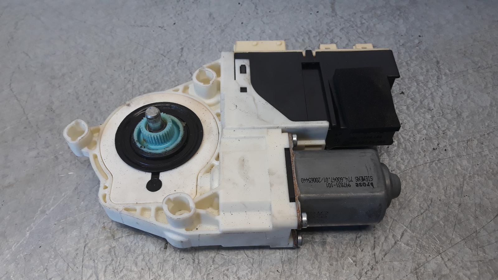 View Auto part Right Front Window Reg/Motor Citroen C4 2006