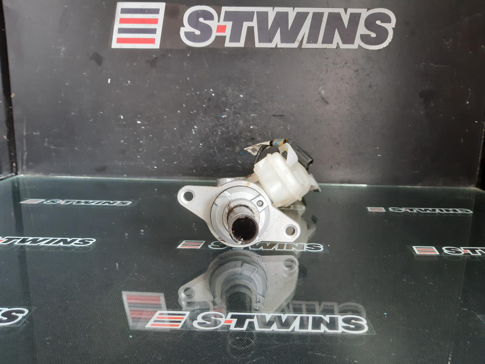 View Auto part Master Cylinder Mazda Cx9 2017