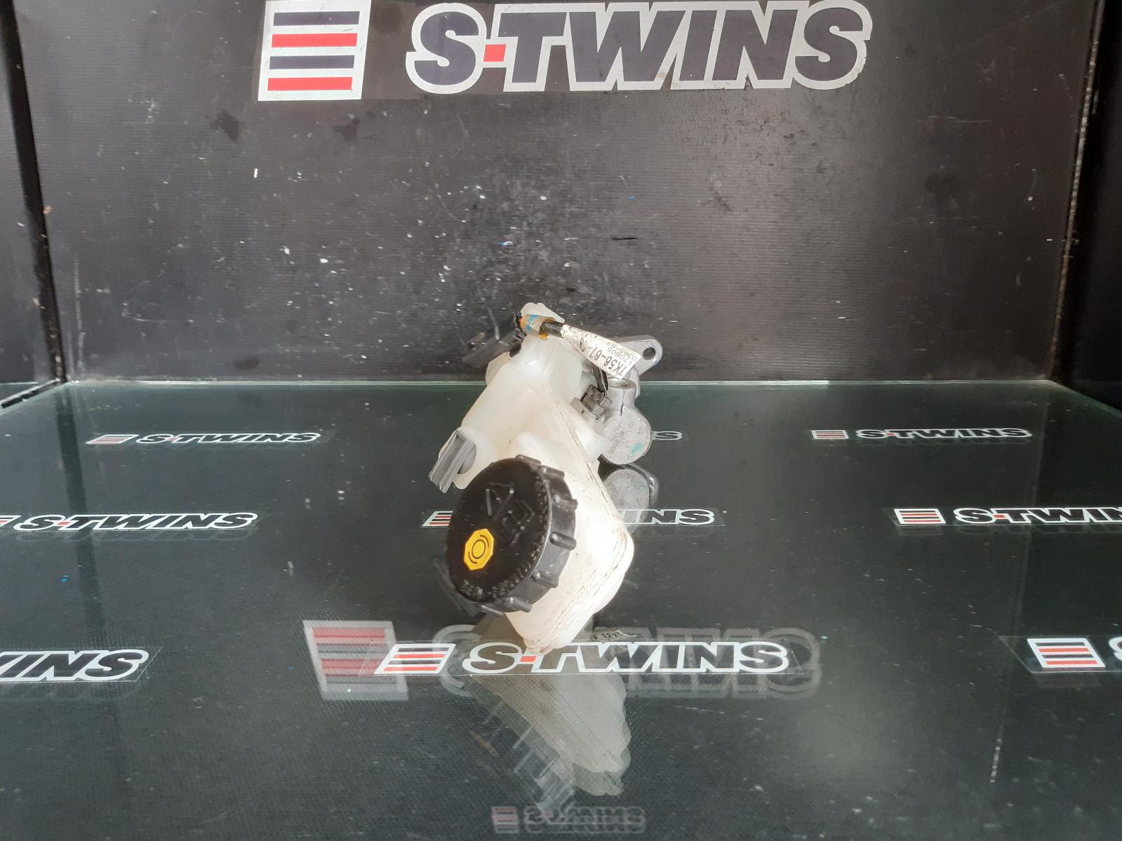View Auto part Master Cylinder Mazda Cx9 2017
