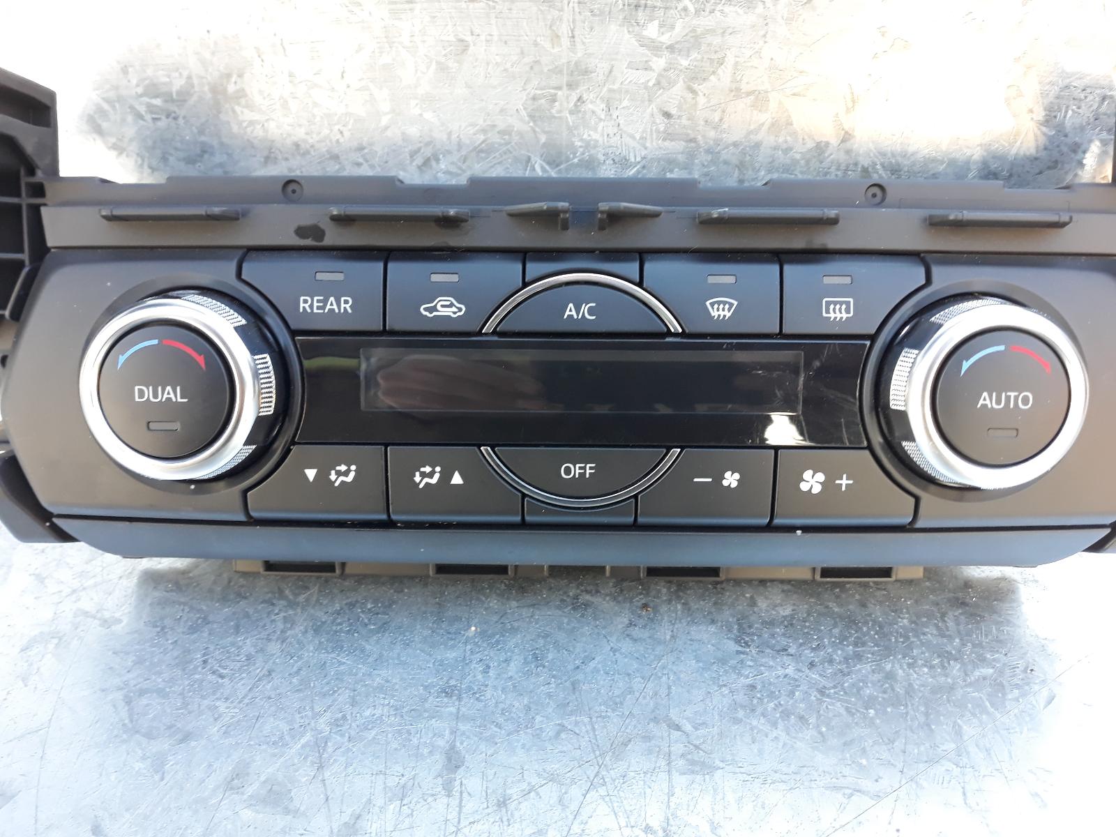 View Auto part Heater/Ac Controls Mazda Cx9 2017