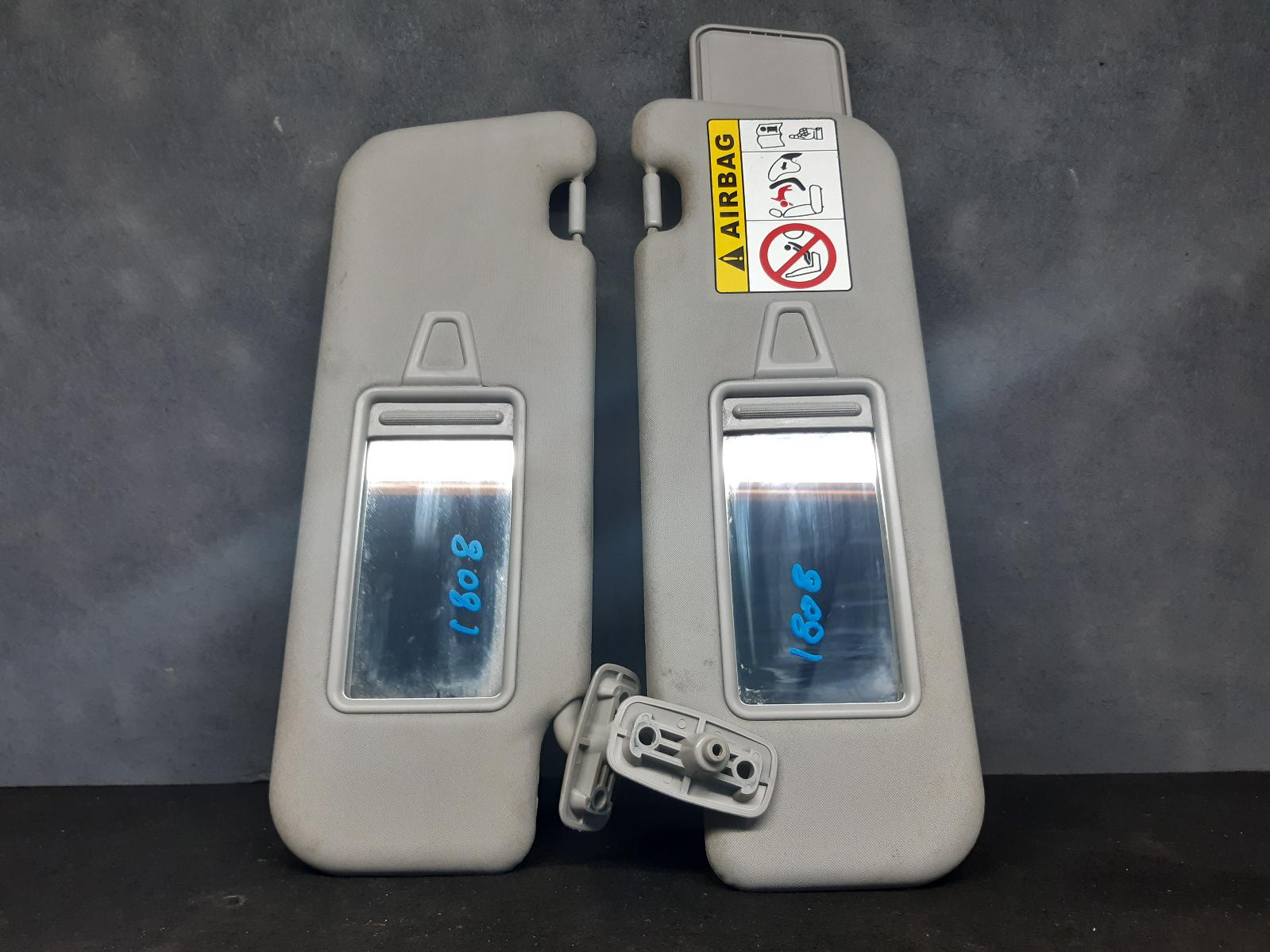 View Auto part Sunvisor Kia Sportage 2014