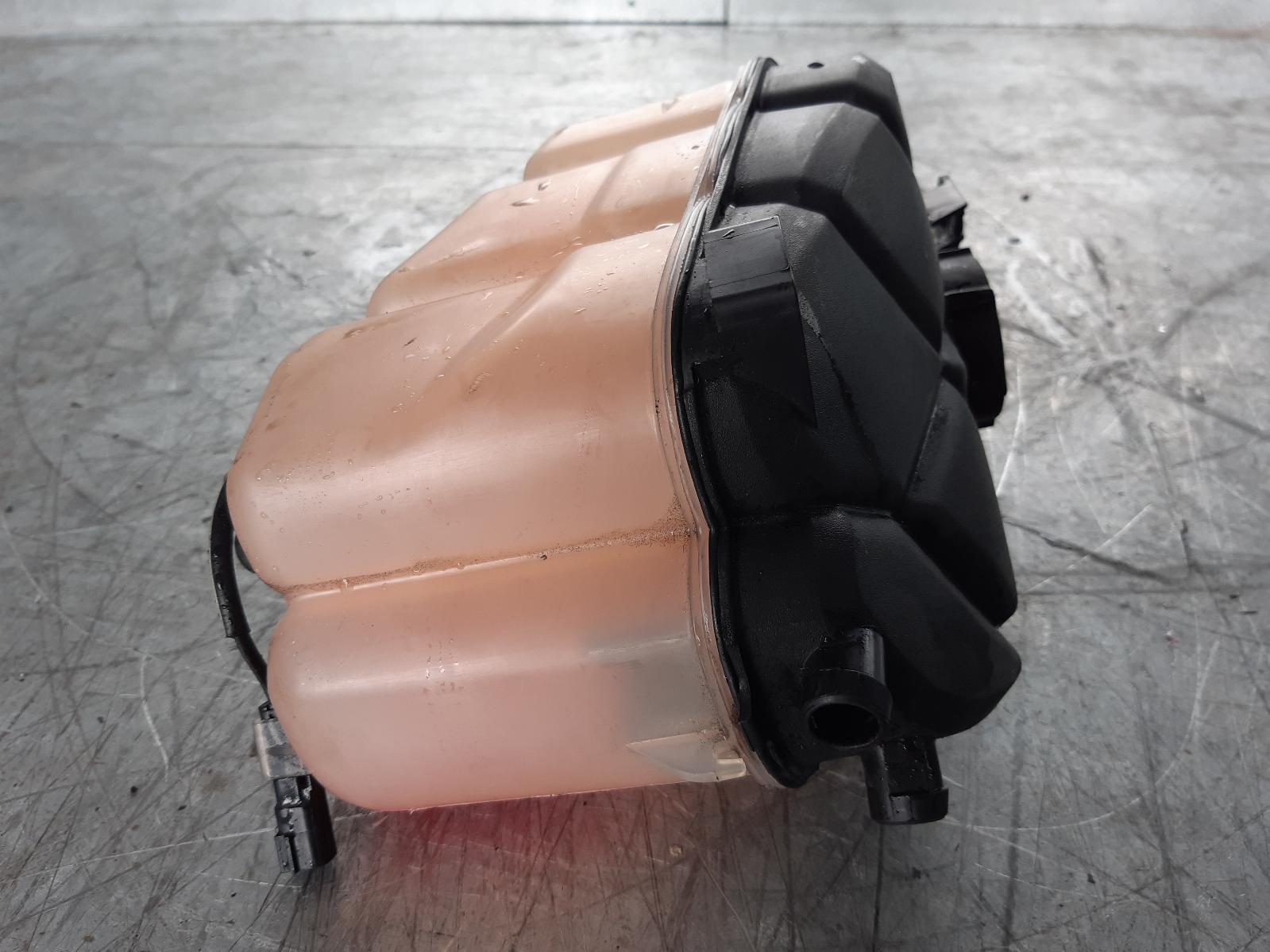 View Auto part Overflow Bottle Land Rover Freelander 2008