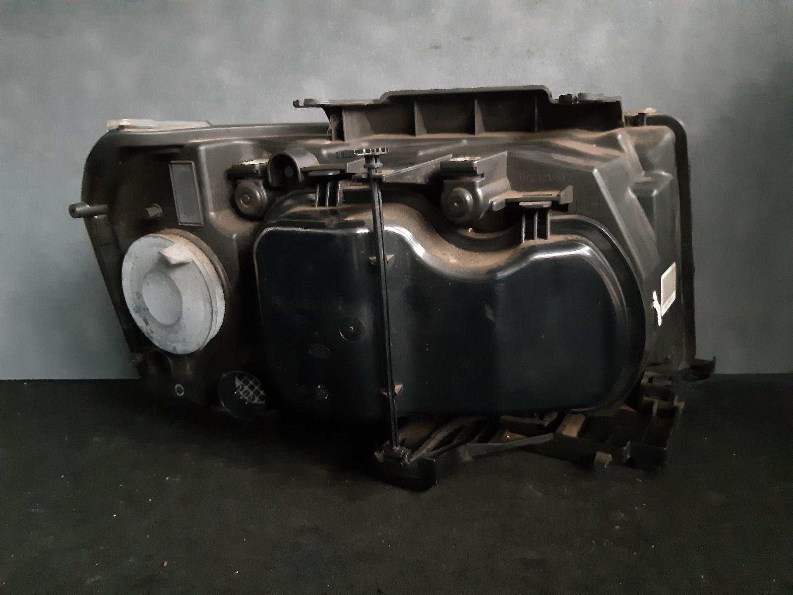 View Auto part Left Headlamp Land Rover Freelander 2008