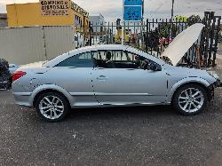 View Auto part Left Rear Side Glass Holden Astra 2006