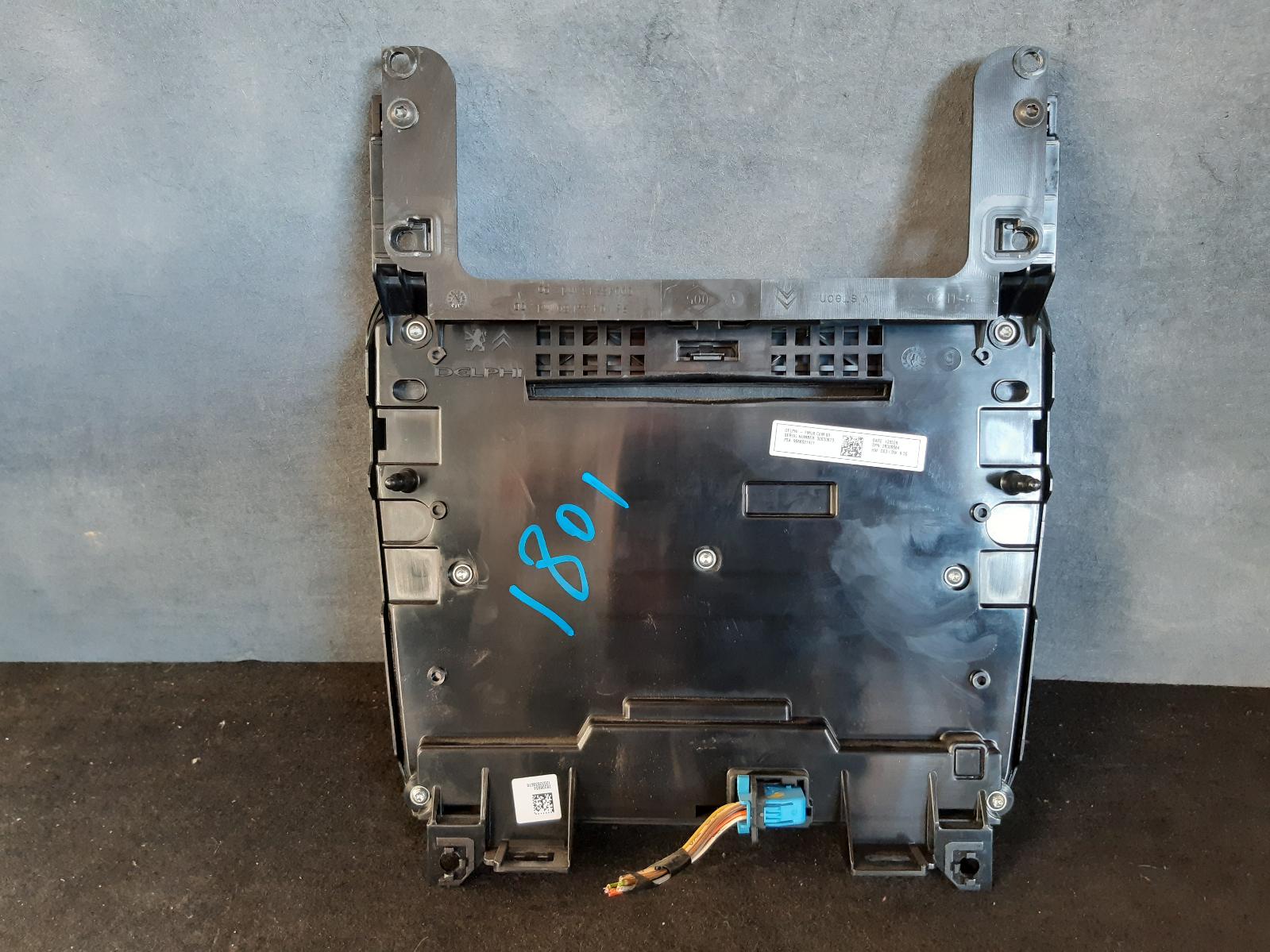 View Auto part Radio/Cd/Dvd/Sat/Tv Citroen C4 2013