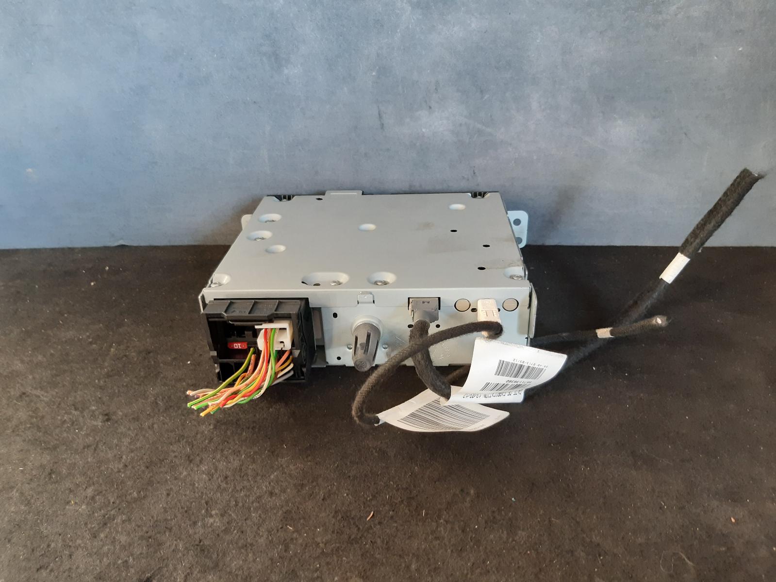 View Auto part Radio/Cd/Dvd/Sat/Tv Citroen C4 2013