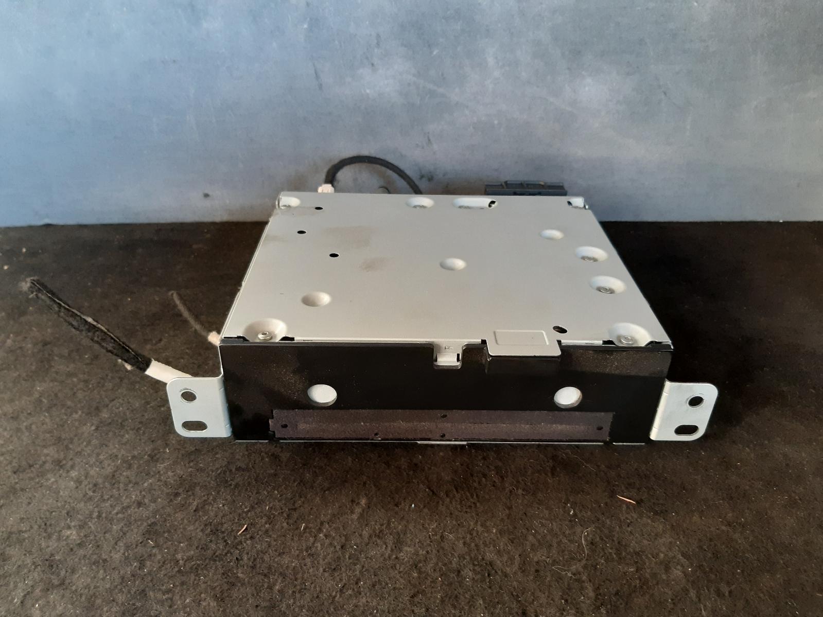 View Auto part Radio/Cd/Dvd/Sat/Tv Citroen C4 2013