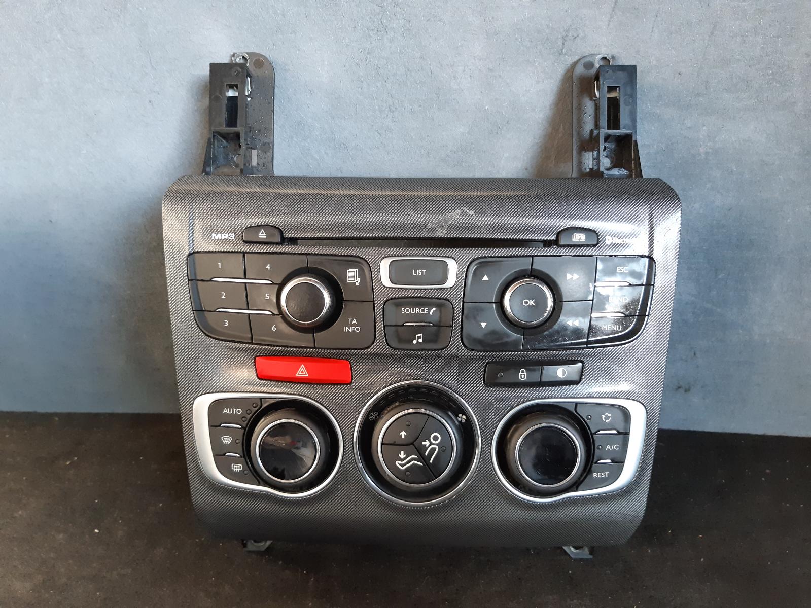 View Auto part Radio/Cd/Dvd/Sat/Tv Citroen C4 2013