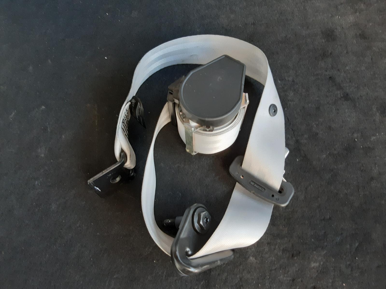 View Auto part Seatbelt/Stalk Renault Megane 2014