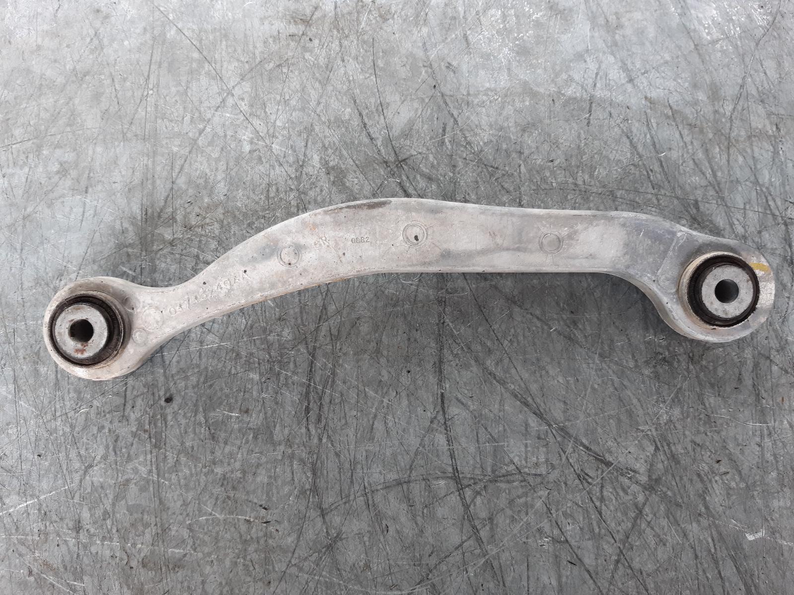 View Auto part Right Rear Trailing Arm Chrysler 300c 2012