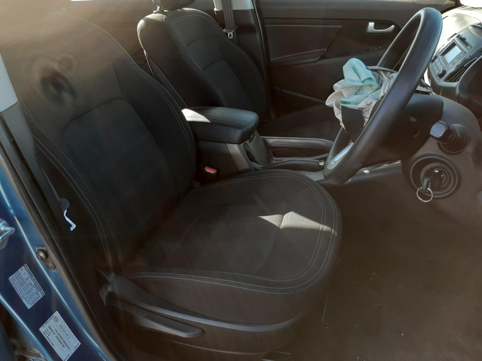View Auto part Sunvisor Kia Sportage 2014