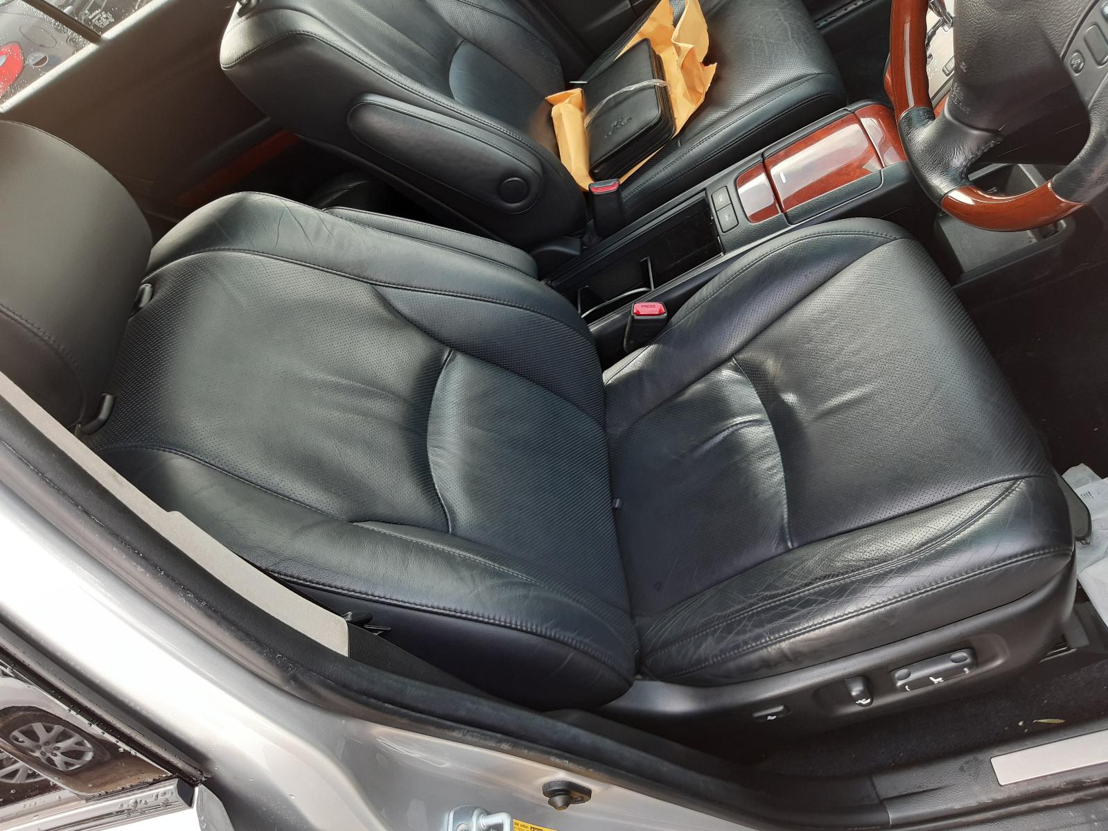 2008 Lexus Rx Series Courtesy Light View Auto part Courtesy Light Lexus Rx Series 2008