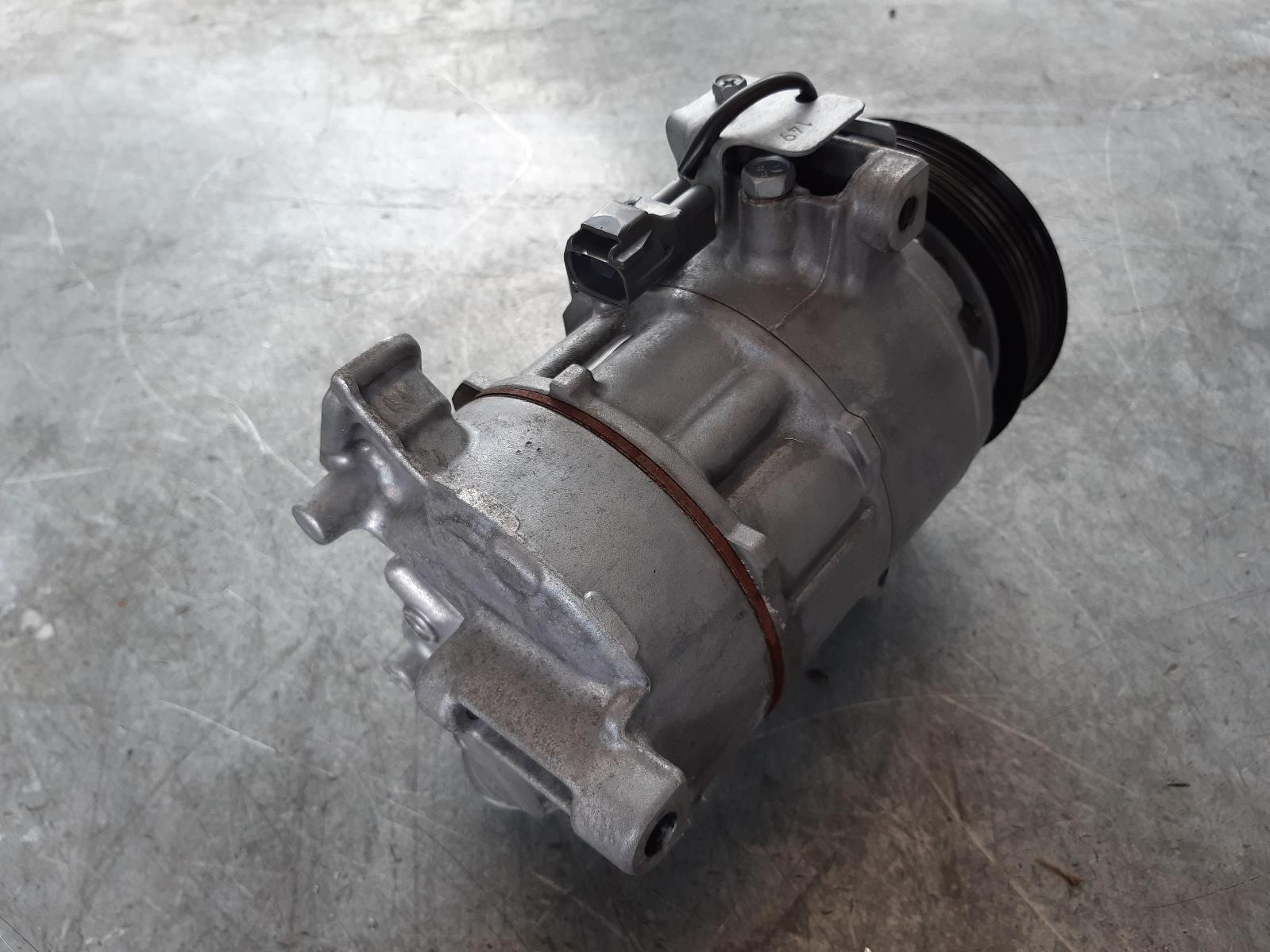 View Auto part A/C Compressor Jeep Renegade 2016