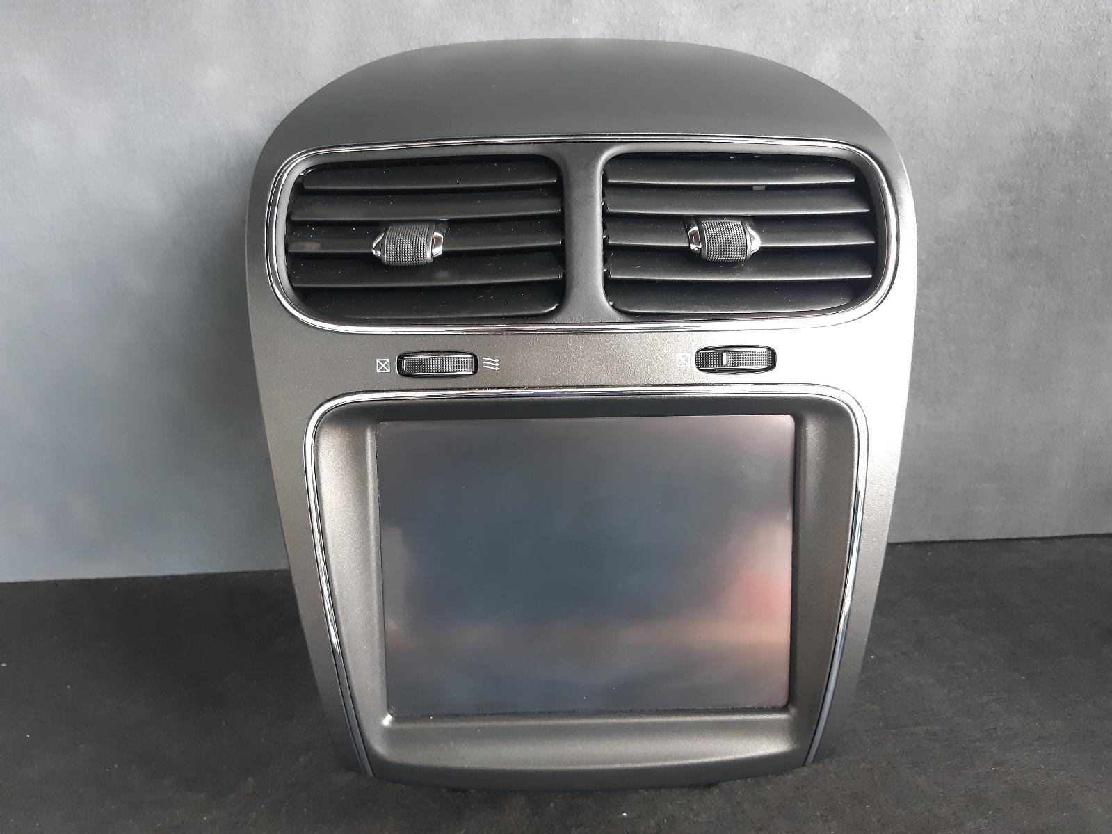 View Auto part Radio/Cd/Dvd/Sat/Tv Fiat Freemont 2013