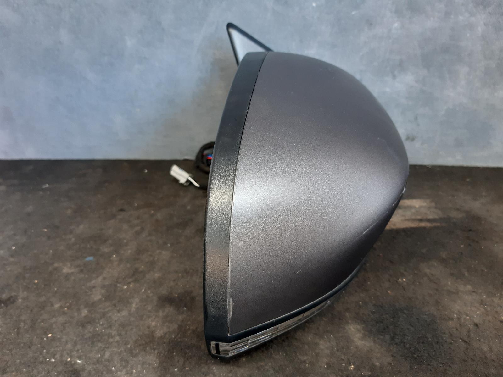 View Auto part Right Door Mirror Jeep Compass 2019