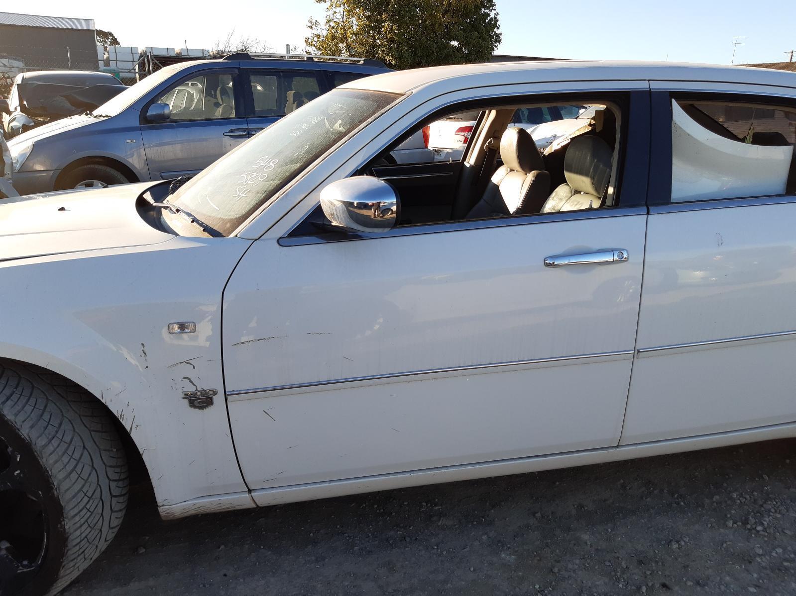 View Auto part Ecu Chrysler 300c 2007