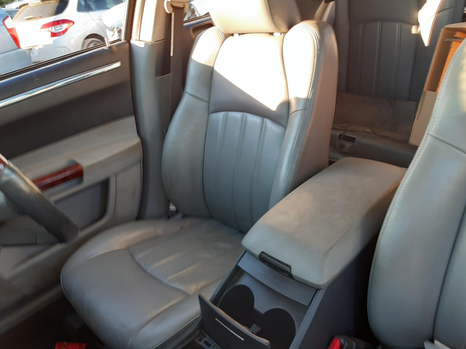 View Auto part Ecu Chrysler 300c 2007